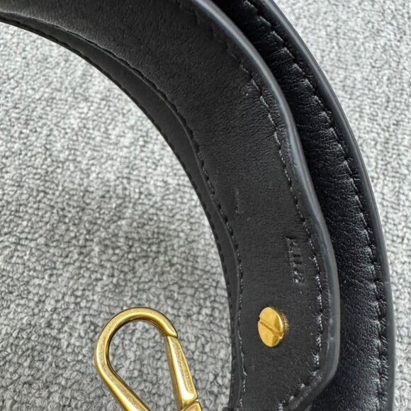 Louis Vuitton Leather Shoulder Strap 380-081125 - Picture 8 of 8